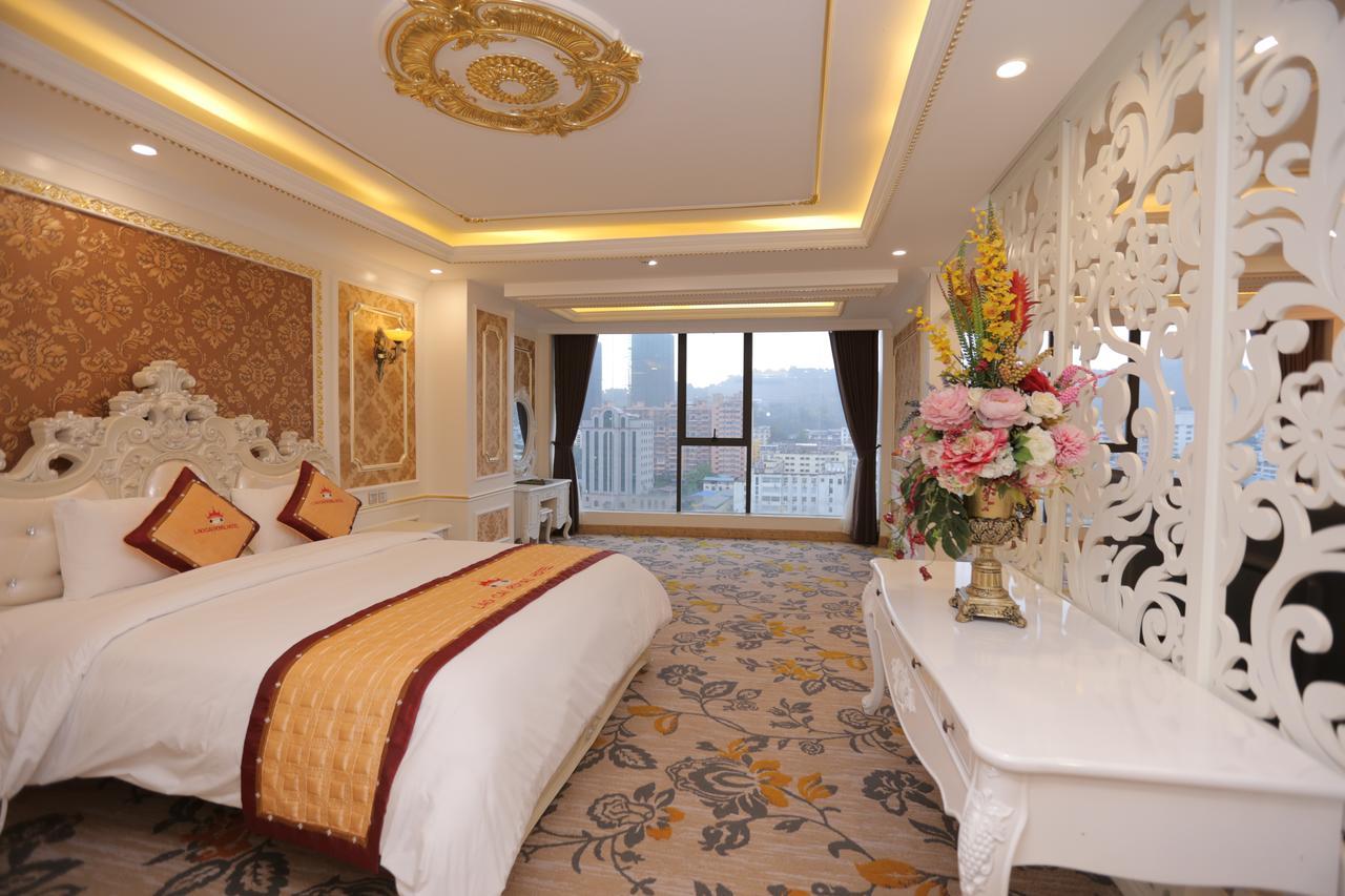 Lao Cai Royal Hotel Экстерьер фото